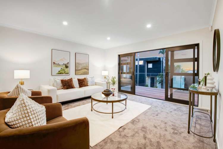 31 Churchill Road Murrays Bay_22