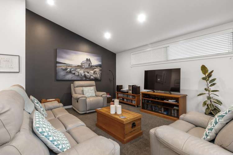 57 St Pauls Drive Brookfield_6