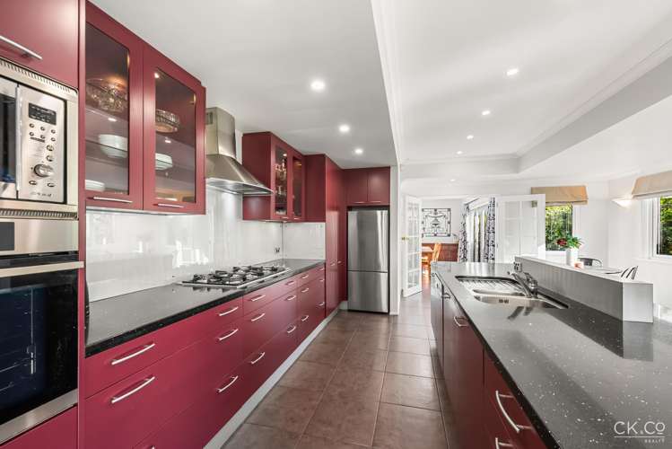 7 Anderson Grove Epuni_1