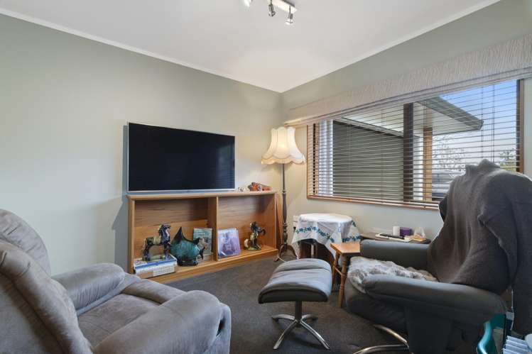 8 Martyn Wright Road Mauku_16
