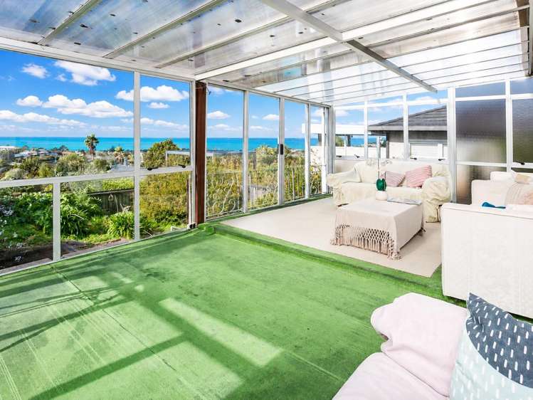 211 East Coast Road Castor Bay_14