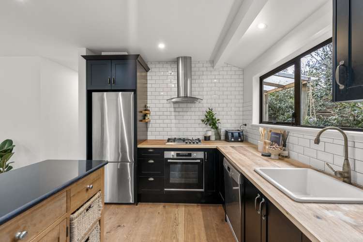 2/14 Mozeley Avenue Devonport_17