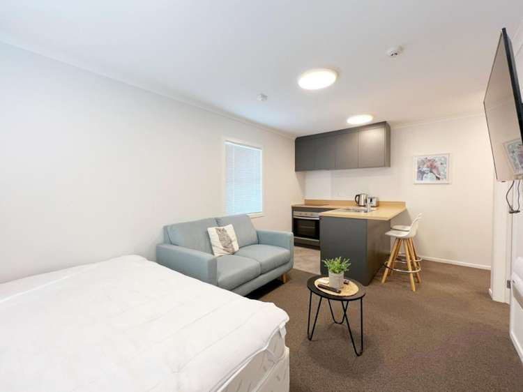 12/13 Crescent Court 1107_3