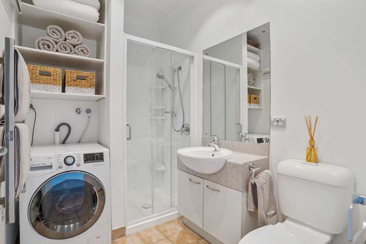 305/3 Morningside Drive Morningside_12