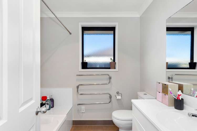 34 Twin Oak Avenue Papamoa_11