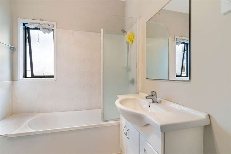 179 Taylor Street Blockhouse Bay_10