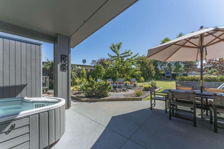 73 Montgomery Crescent Kinloch_4