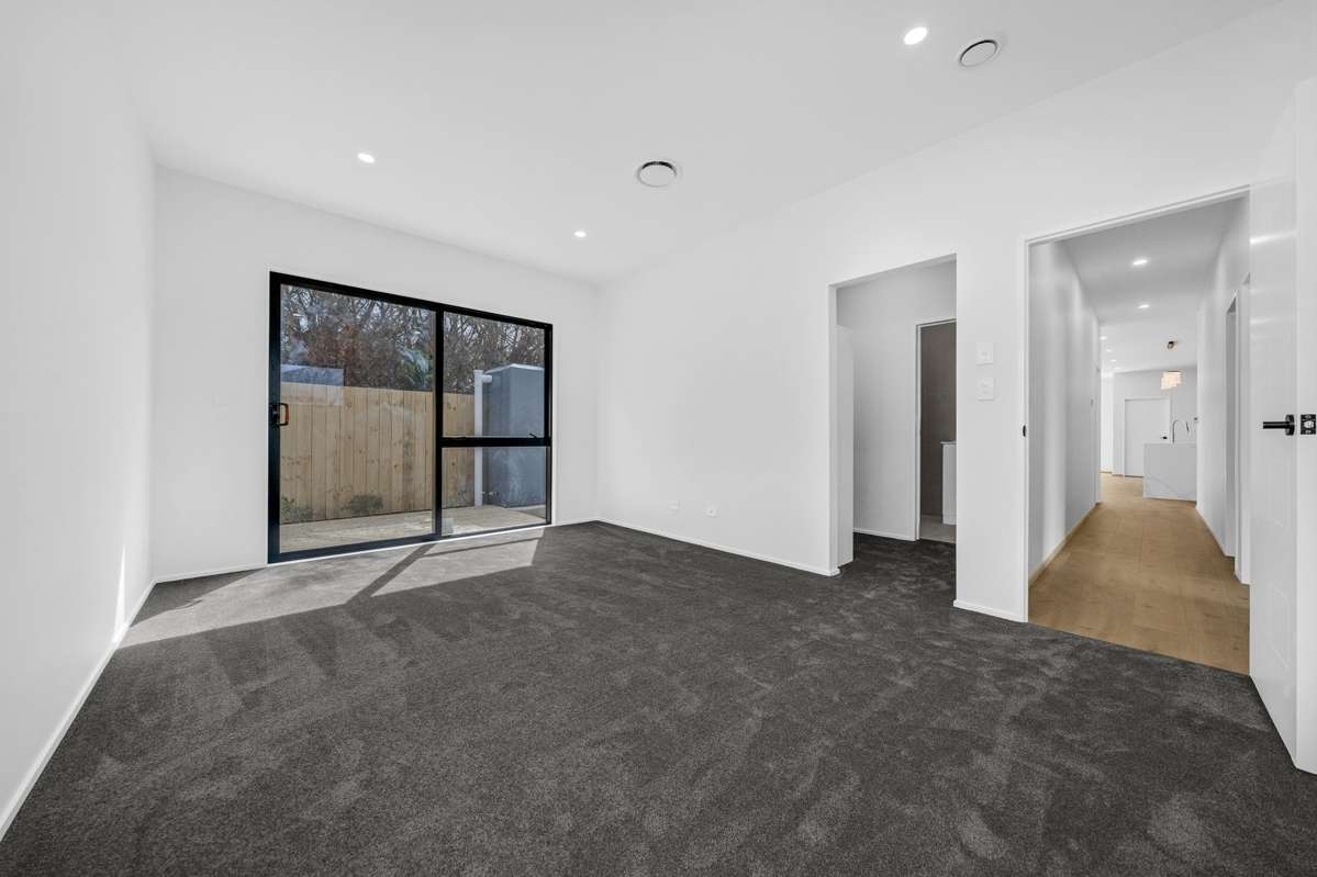 6 MUNRO ROAD_2