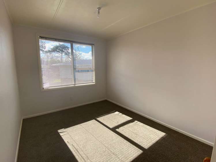 9 Sutton Avenue Mangere East_8