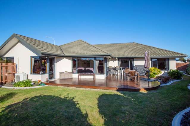 90 Aldinga Avenue Stoke_1