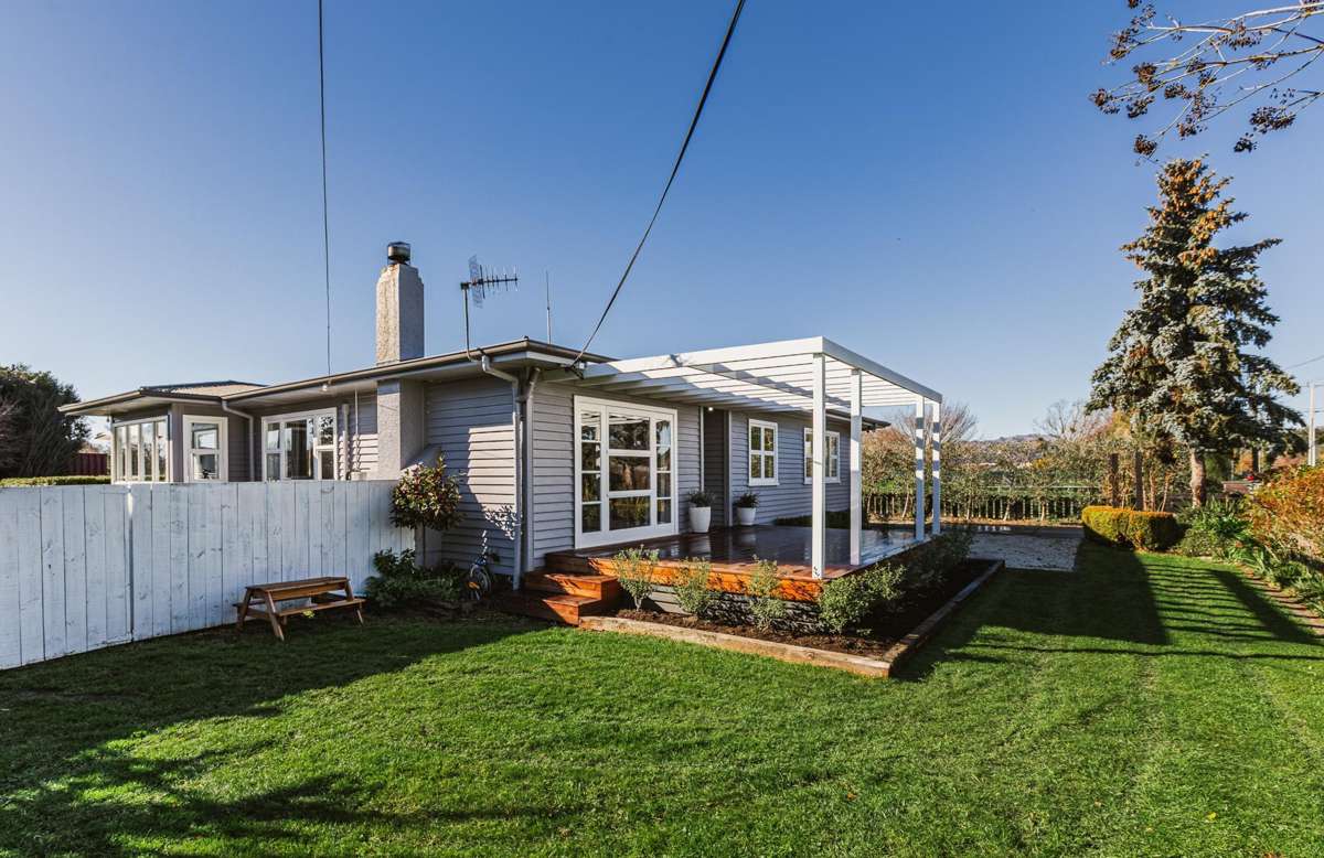 81 Tollemache Road East_0