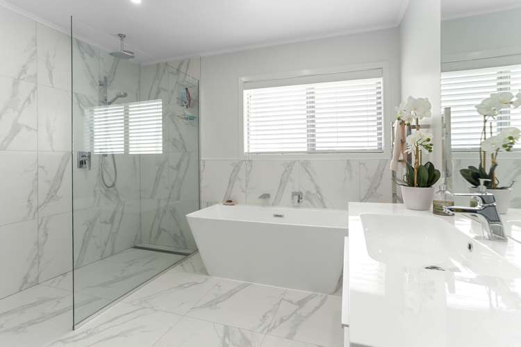 82 Taylor Road Mangere Bridge_9