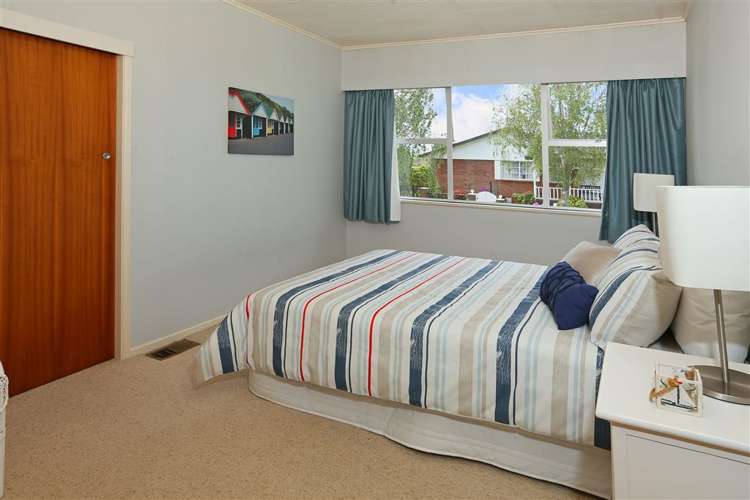 9 Eyre Street Henderson_9