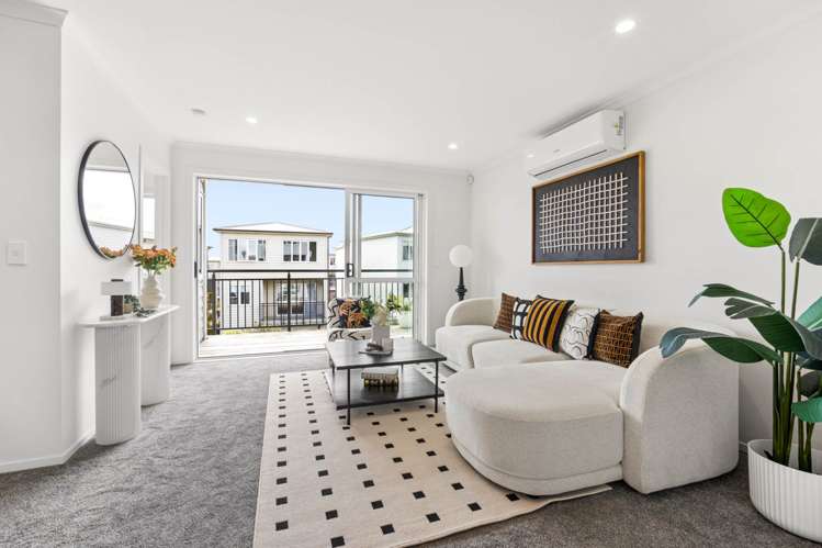 34 Fernly Rise Flat Bush_13