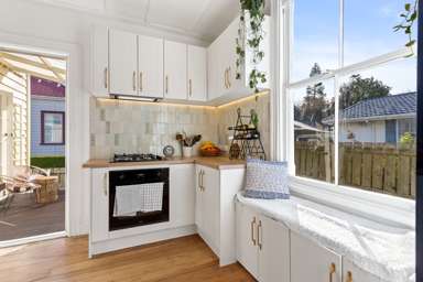 88 Mount Smart Road_4