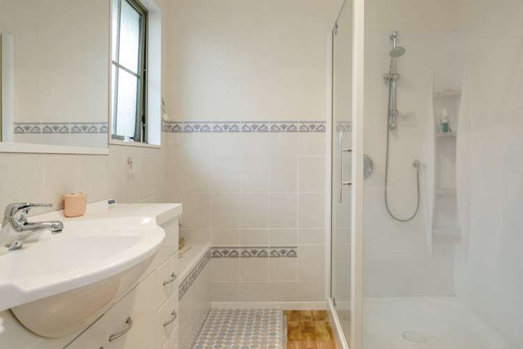 10 Lakeridge Close Rangatira Park_11