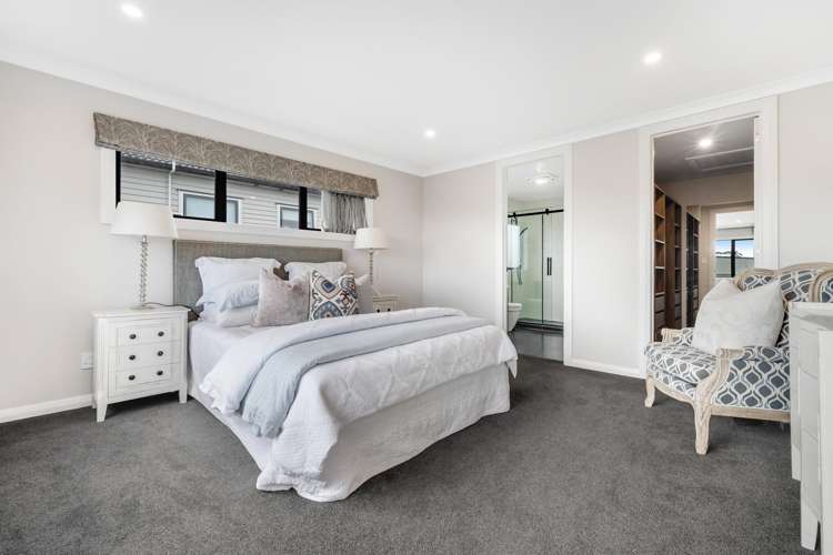 45 Armstrong Farm Drive East Tamaki Heights_13