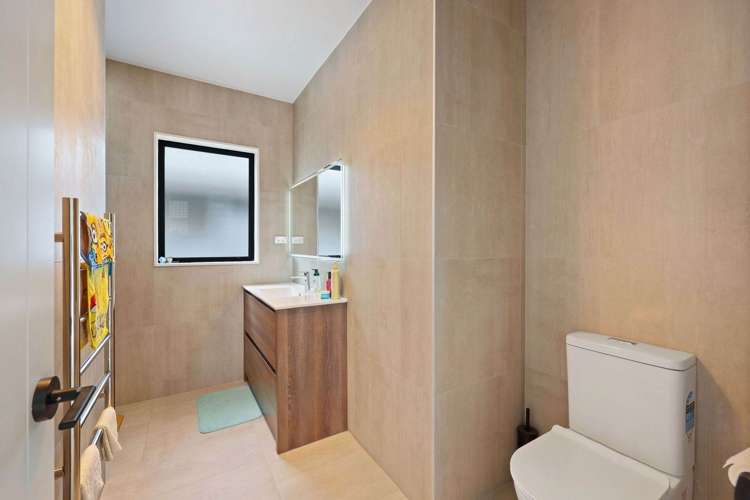 102 Thomas Road Flat Bush_26