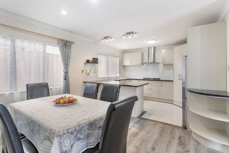 16 Janway Avenue Flat Bush_5