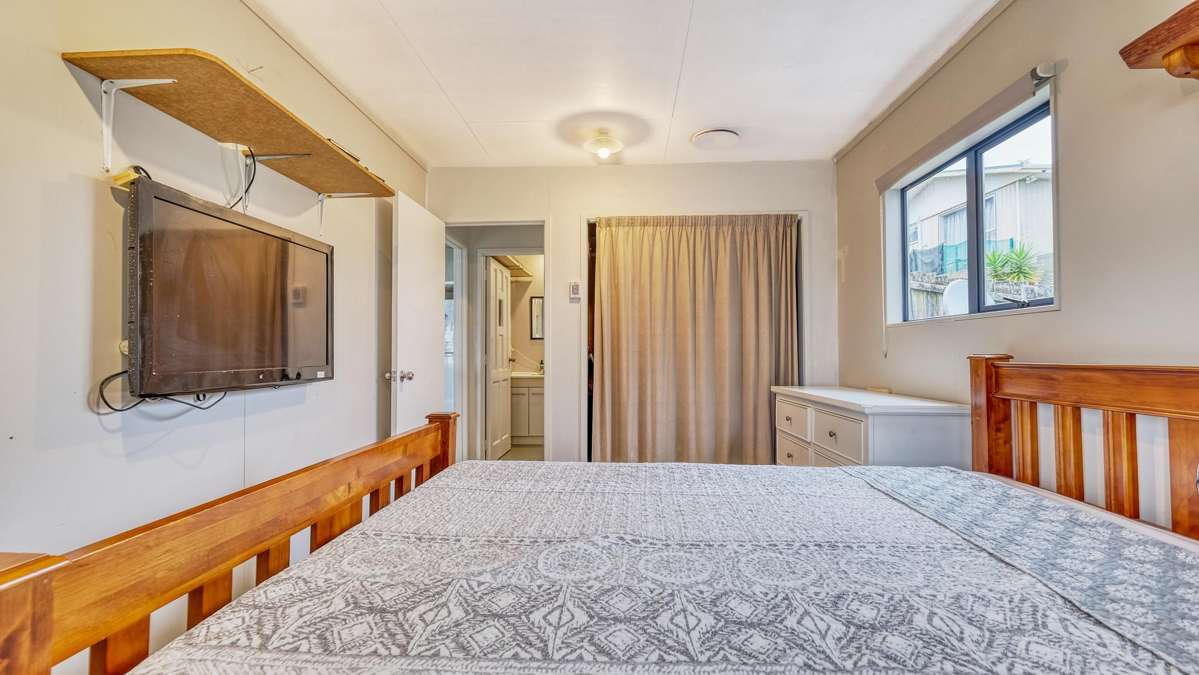 32 Korora Street_5