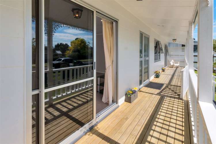 22 Bluewater Place Wattle Downs_9