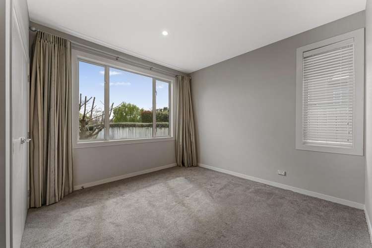 29 Magnolia Rise Waipahihi_18