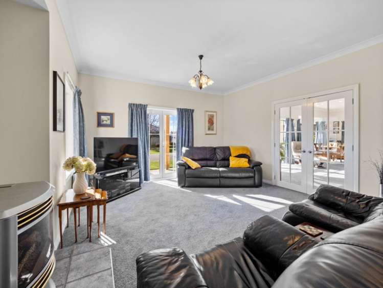 1 Farm Road Allenton_14