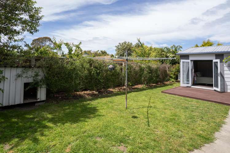 1 Azalea Close Templeton_21