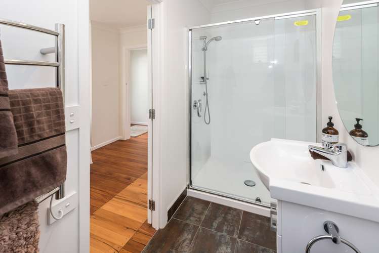 29a Paparoa Road Cockle Bay_13