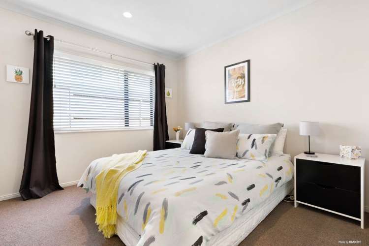 4 Bellshill Close Wattle Downs_13