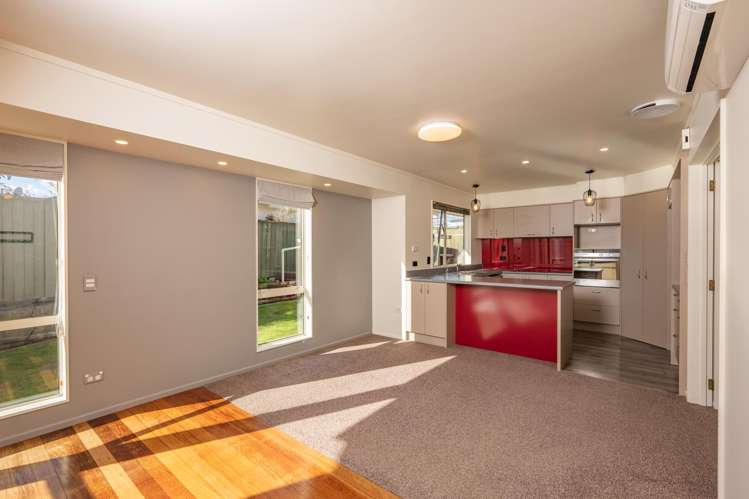 8 Elsa Kidson Court_4