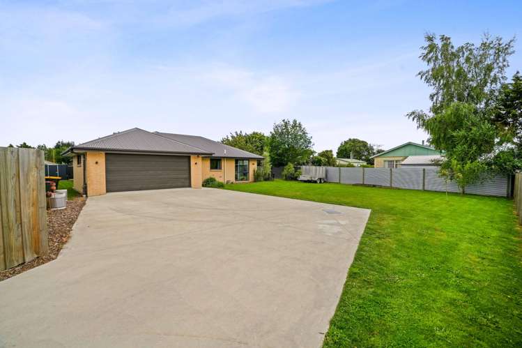 17a Normanby Street Rakaia_35