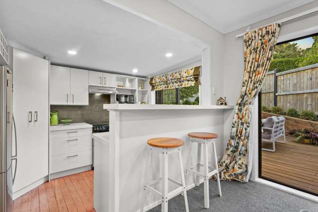 504 Beach Road Murrays Bay_3