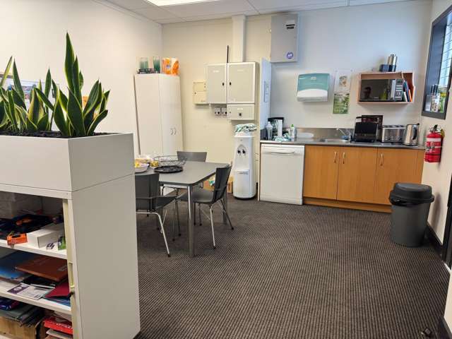 411-415 Victoria Street Hamilton Central_4