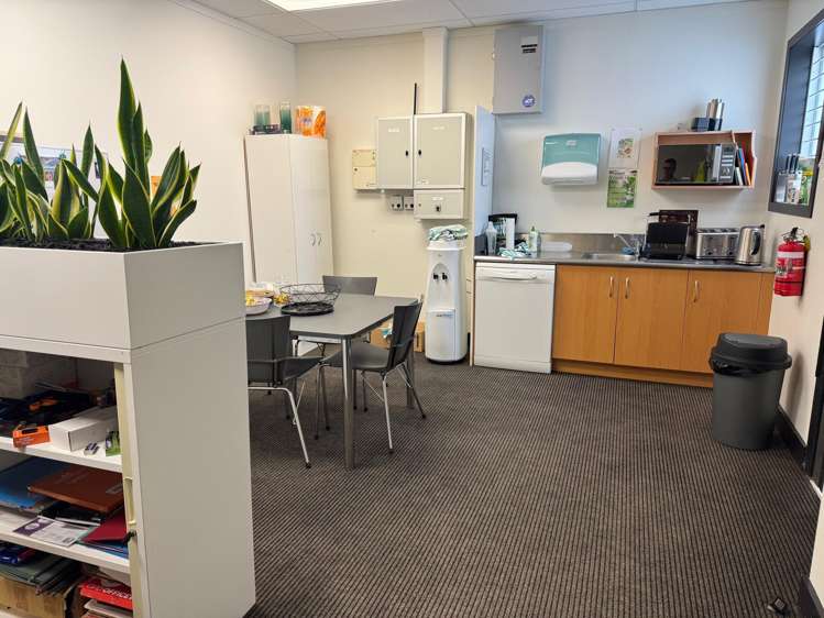 411-415 Victoria Street Hamilton Central_4