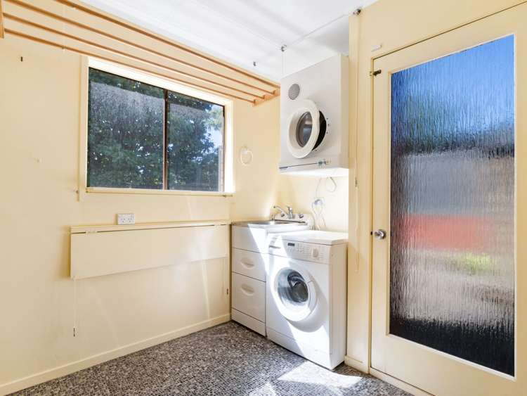 10 Iles Road Lynmore_14