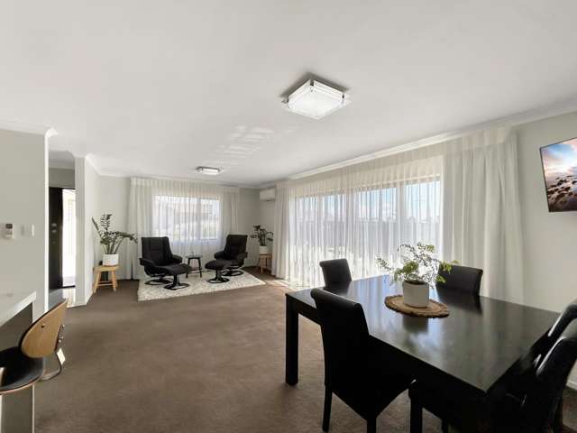 24 Coby Sydney Drive 10825_4