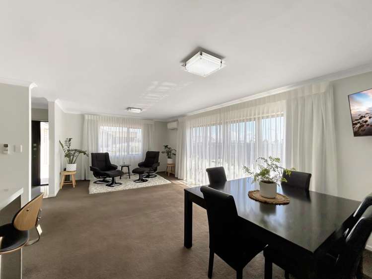 24 Coby Sydney Drive 10825_4