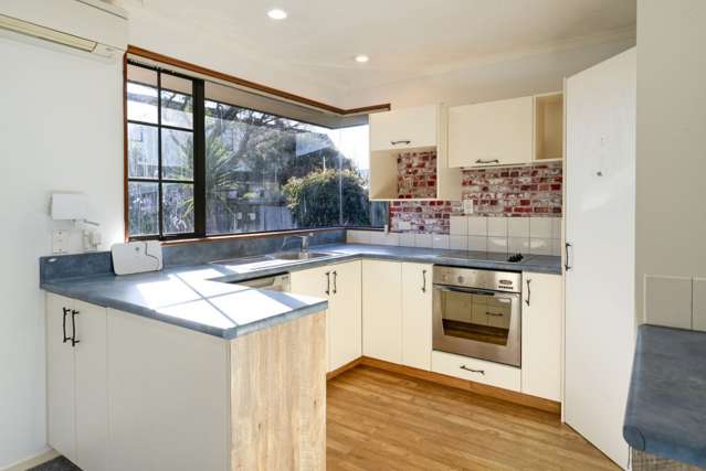 7 Holcroft Place Stoke_3