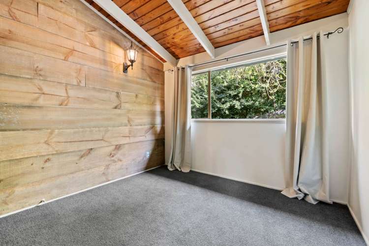 2/25 Matai Road Stanmore Bay_11