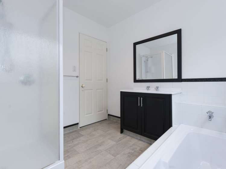 24a Milton Road Otumoetai_8