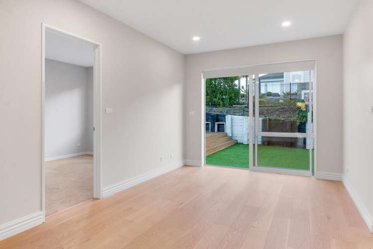 162 Arran Point Parade Orewa_26