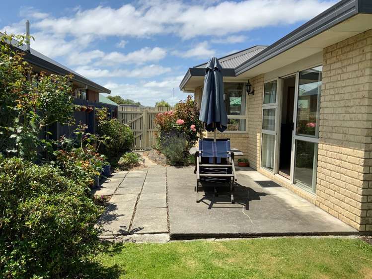 2/378 Burnett Street Ashburton_7