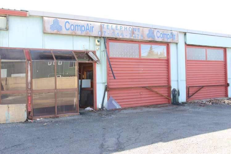 1 & 2/22 Hamiora Place Ngapuna_2