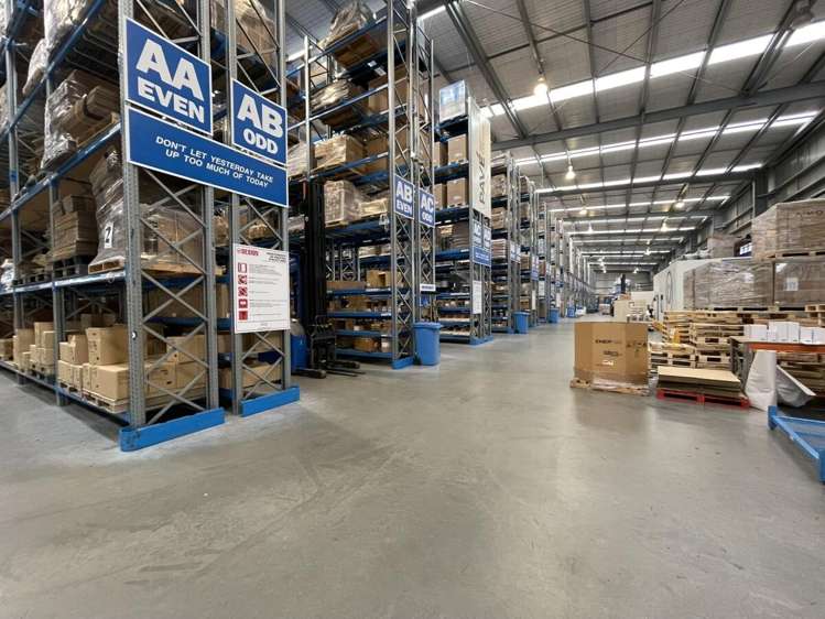 1/8 Islington Ave Islington_7