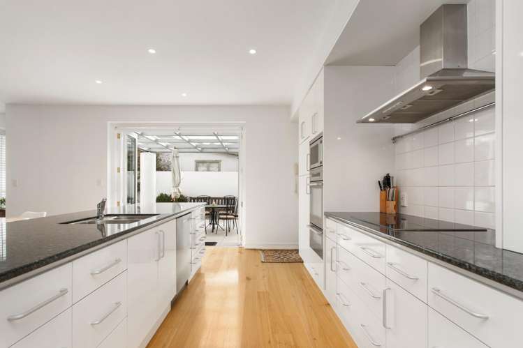 40 Clissold Street Merivale_2