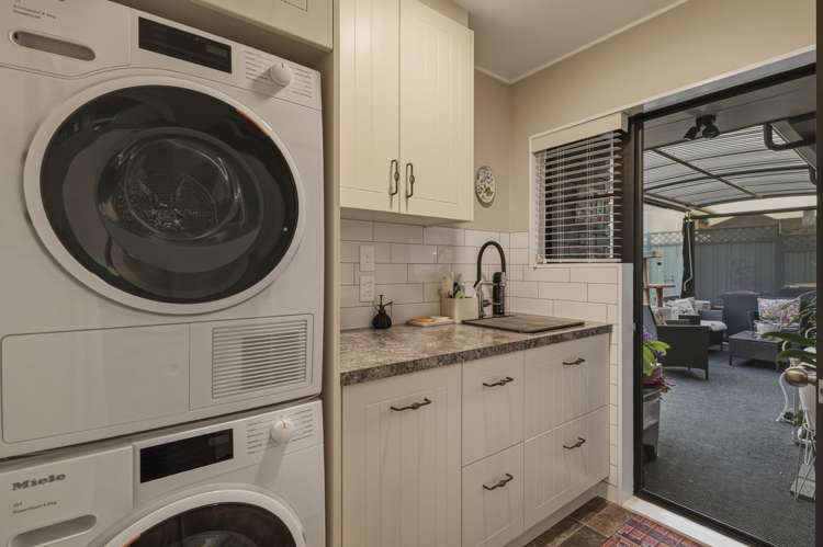 12A Wylie Street Glenholme_17