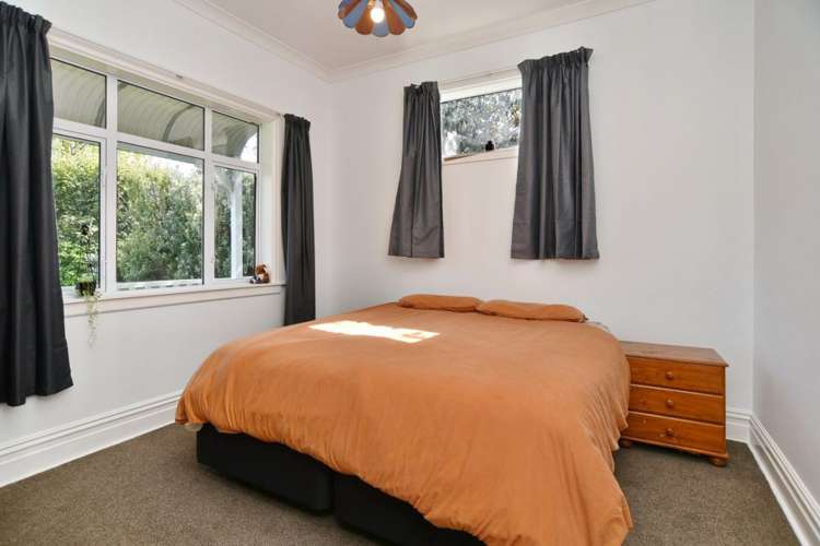 98 Hargood Street Woolston_9