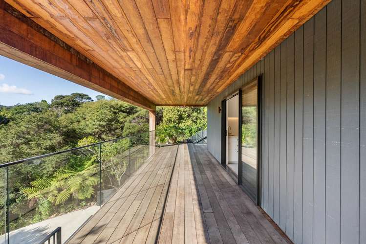 12 Victoria Road Onetangi_16