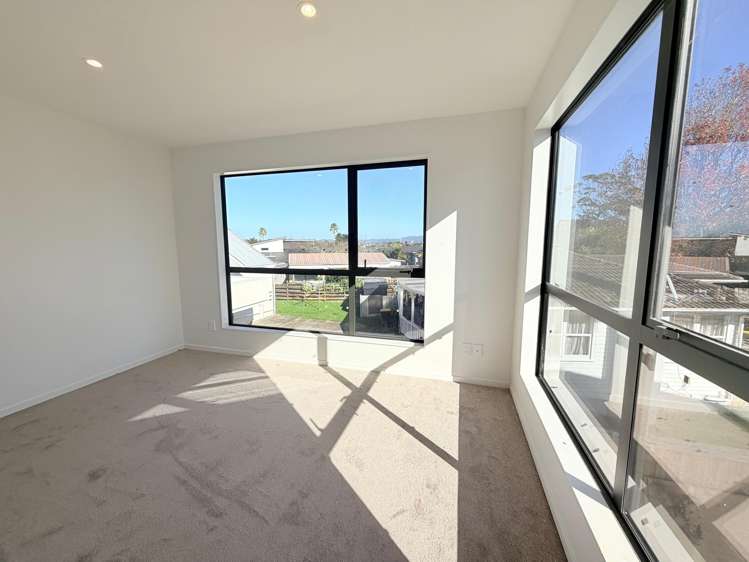 Lot 2/63 Gloria Avenue Te Atatu Peninsula_5